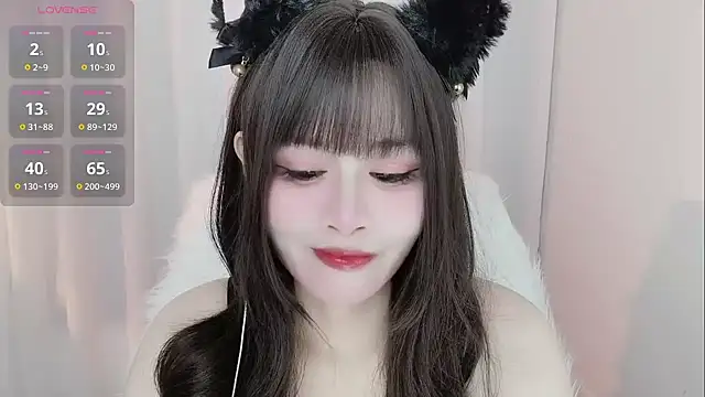 -zhuzhu-999- online show from May 25, 2026, 8:04 pm