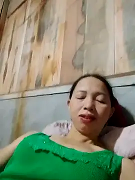 TRIEUTRIEU20 online show from November 4, 2025, 2:10 am