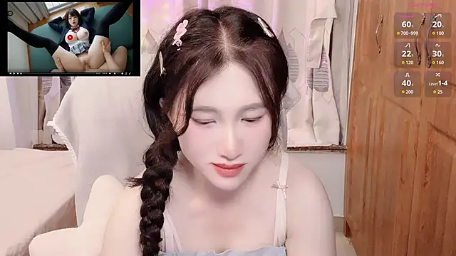 Snapshot of anna-888- chatting on October 26, 2025, 4:57 pm anna-888- online show from October 26, 2025, 4:57 pm