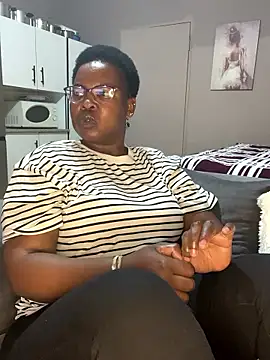 Snapshot of SweetCandy84 chatting on January 16, 2026, 11:25 am SweetCandy84 online show from January 16, 2026, 11:25 am