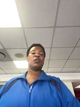 Snapshot of SweetCandy84 chatting on April 1, 2026, 9:10 am SweetCandy84 online show from April 1, 2026, 9:10 am