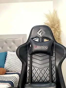 Snapshot of jony_Oconnor chatting on January 16, 2026, 12:20 pm jony Oconnor online show from January 16, 2026, 12:20 pm