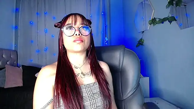 LittleNathy  online show from November 4, 2025, 11:31 am