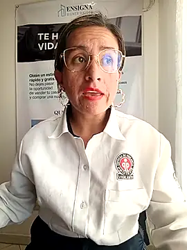 Valentina--1 online show from May 15, 2026, 10:28 pm