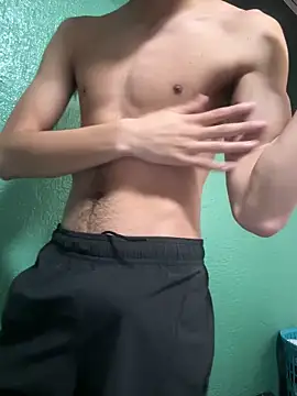 Delicious Papi online show from June 17, 2026, 5:47 pm