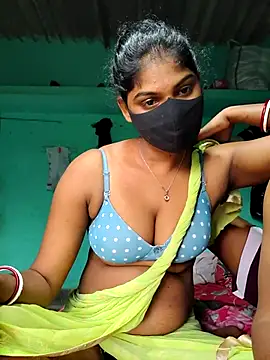 Snapshot of manosi98 chatting on February 12, 2026, 6:52 am manosi98 online show from February 12, 2026, 6:52 am