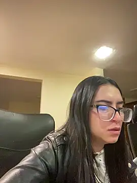 Kloe Novoa online show from April 9, 2026, 11:04 am