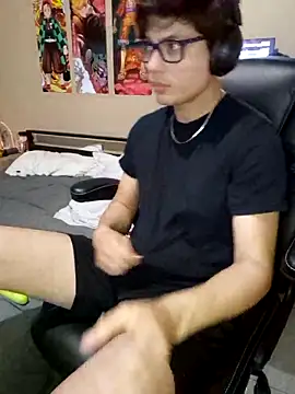 Ais B10 online show from March 17, 2026, 2:49 am