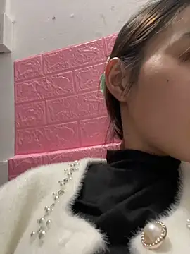 Snapshot of Tina_x chatting on November 16, 2025, 4:34 pm Tina x online show from November 16, 2025, 4:34 pm