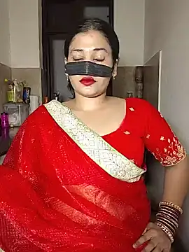Snapshot of Heena-143 chatting on July 14, 2026, 4:56 pm Heena-143 online show from July 14, 2026, 4:56 pm