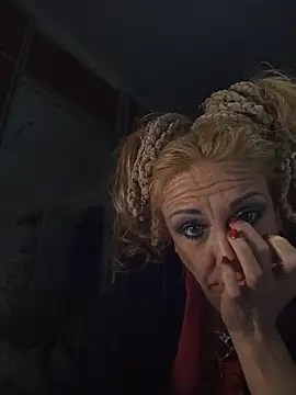 Snapshot of LilaniLoverx chatting on February 7, 2026, 11:30 pm LilaniLoverx online show from February 7, 2026, 11:30 pm