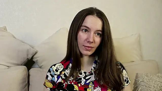 Snapshot of Petalwren chatting on November 10, 2025, 11:09 am Petalwren online show from November 10, 2025, 11:09 am