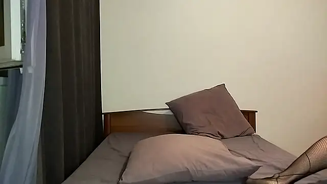 icebenz online show from December 2, 2025, 2:12 pm