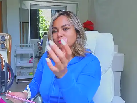 diosadeluniverso online show from April 10, 2026, 4:44 pm