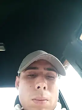 robinhd1234 online show from December 5, 2025, 1:42 pm