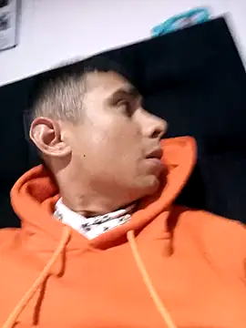 robinhd1234 online show from February 17, 2026, 12:29 am