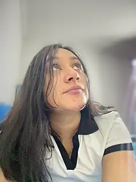 Snapshot of _Nalaa chatting on November 2, 2025, 11:34 am Nalaa online show from November 2, 2025, 11:34 am