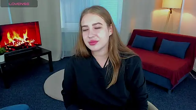 Snapshot of ElaraBloom chatting on October 30, 2025, 2:07 pm ElaraBloom online show from October 30, 2025, 2:07 pm