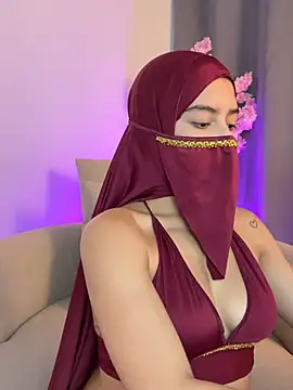 Snapshot of shaima__ chatting on April 20, 2026, 9:05 pm shaima online show from April 20, 2026, 9:05 pm