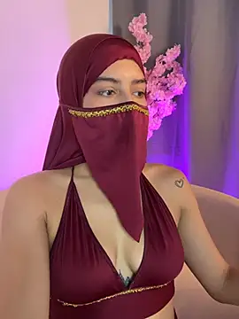 Snapshot of shaima__ chatting on April 27, 2026, 8:40 pm shaima online show from April 27, 2026, 8:40 pm
