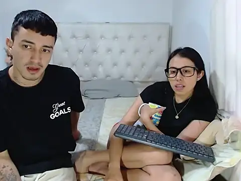 BIJOU SECRET online show from November 13, 2025, 10:19 pm