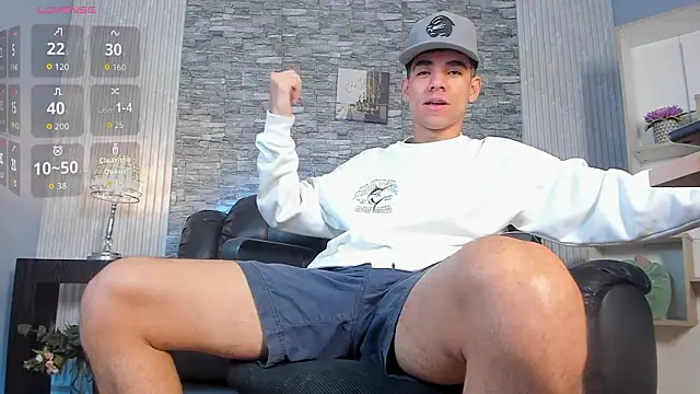 zack joness18 online show from February 15, 2026, 3:36 am