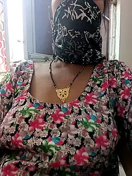 Janvi kapor online show from October 28, 2025, 8:07 am