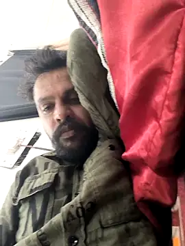 Hot-boss15 online show from April 30, 2026, 11:05 am