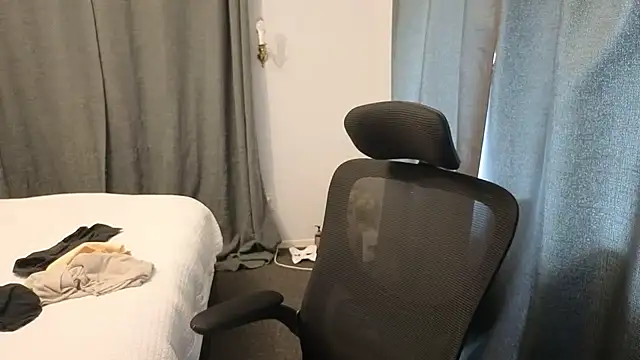 Snapshot of john_clarisa chatting on January 17, 2026, 4:17 am john clarisa online show from January 17, 2026, 4:17 am