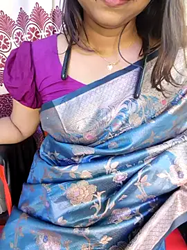 Snapshot of cute_mahi07 chatting on April 27, 2026, 3:54 pm cute mahi07 online show from April 27, 2026, 3:54 pm