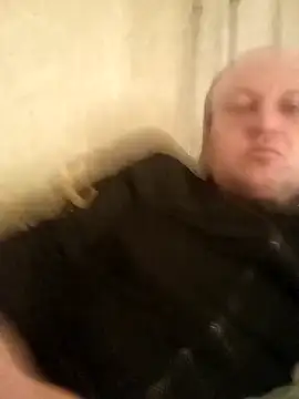 kencoo19 online show from March 4, 2026, 2:39 am