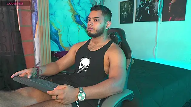 Snapshot of Tiler_wolker chatting on November 2, 2025, 3:47 pm Tiler wolker online show from November 2, 2025, 3:47 pm