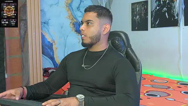 Snapshot of Tiler_wolker chatting on November 25, 2025, 2:44 am Tiler wolker online show from November 25, 2025, 2:44 am