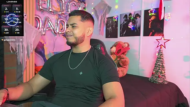 Snapshot of Tiler_wolker chatting on December 16, 2025, 3:44 am Tiler wolker online show from December 16, 2025, 3:44 am