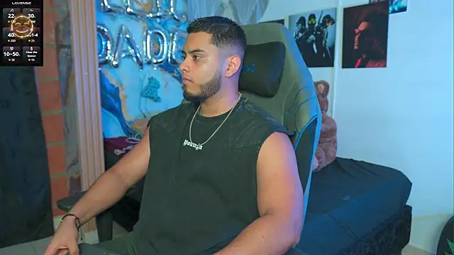 Snapshot of Tiler_wolker chatting on February 24, 2026, 12:08 am Tiler wolker online show from February 24, 2026, 12:08 am