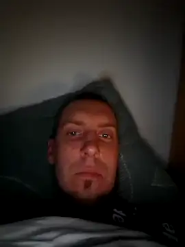 Snapshot of Belgasz chatting on October 27, 2025, 8:13 pm Belgasz online show from October 27, 2025, 8:13 pm