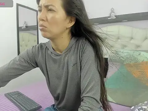 tammy sex25 online show from November 12, 2025, 11:10 am