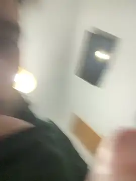 Snapshot of Dondeloquieras4 chatting on March 9, 2026, 7:29 pm Dondeloquieras4 online show from March 9, 2026, 7:29 pm