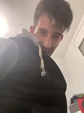 Snapshot of Dondeloquieras4 chatting on March 15, 2026, 2:17 am Dondeloquieras4 online show from March 15, 2026, 2:17 am