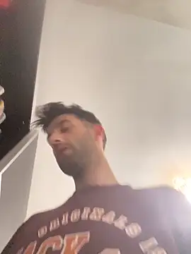 Snapshot of Dondeloquieras4 chatting on March 26, 2026, 7:41 pm Dondeloquieras4 online show from March 26, 2026, 7:41 pm