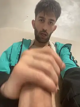 Snapshot of Dondeloquieras4 chatting on April 11, 2026, 7:13 am Dondeloquieras4 online show from April 11, 2026, 7:13 am