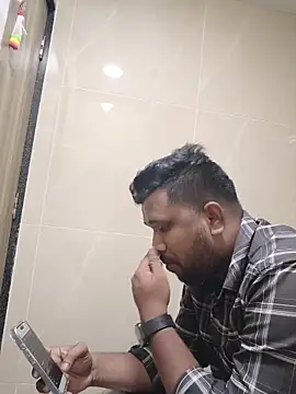 Snapshot of _Ramesh_pj chatting on May 5, 2026, 6:32 am Ramesh pj online show from May 5, 2026, 6:32 am