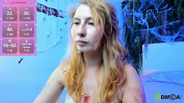 Lillith  6ia online show from October 27, 2025, 3:27 pm