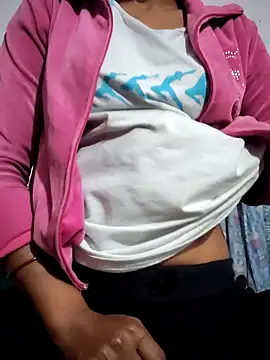 Snapshot of Hot-Rubyy chatting on February 22, 2026, 2:24 am Hot-Rubyy online show from February 22, 2026, 2:24 am