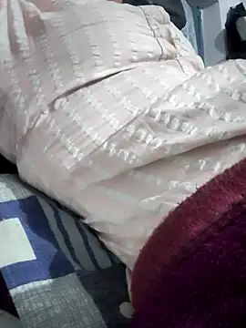 Snapshot of Hot-Rubyy chatting on March 1, 2026, 5:04 pm Hot-Rubyy online show from March 1, 2026, 5:04 pm