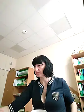 Snapshot of Viknika chatting on October 31, 2025, 9:54 am Viknika online show from October 31, 2025, 9:54 am