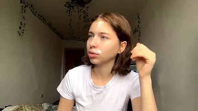 LilithFlamey online show from November 11, 2025, 7:08 am