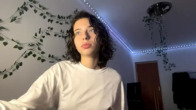 LilithFlamey online show from November 29, 2025, 4:10 pm