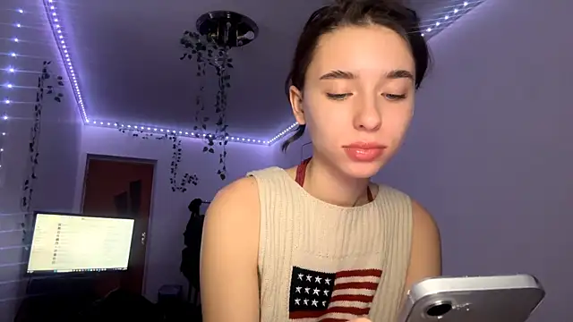 LilithFlamey online show from December 20, 2025, 11:06 am