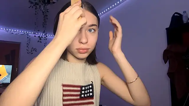 LilithFlamey online show from December 21, 2025, 9:05 am